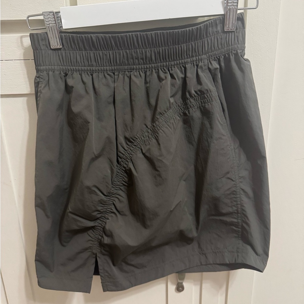 Lululemon Athletica Gray Skirt